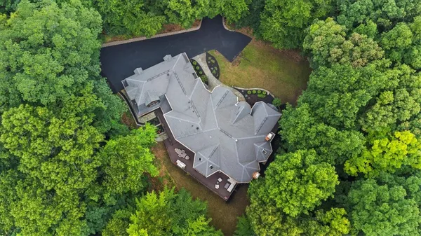 $1,299,900 | 42 Lake Lacoma Drive, Perinton, NY 14534