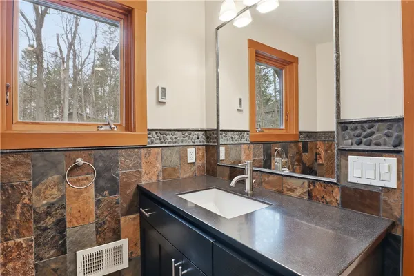 $1,299,900 | 42 Lake Lacoma Drive, Perinton, NY 14534