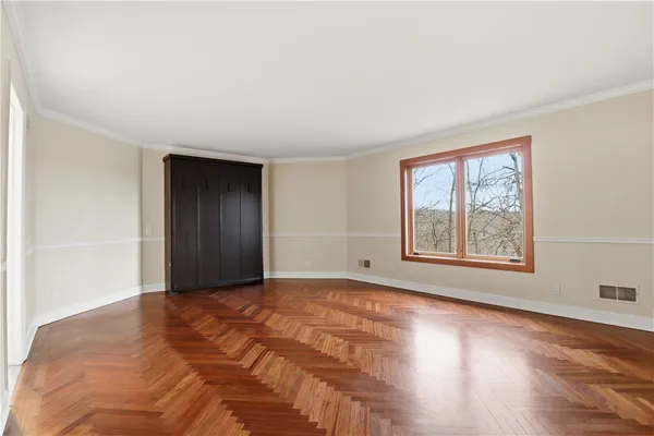 $1,299,900 | 42 Lake Lacoma Drive, Perinton, NY 14534