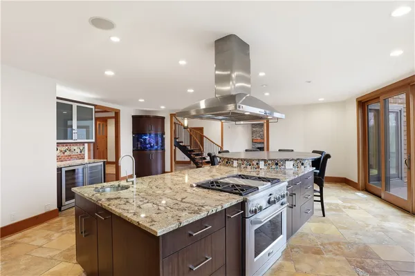 $1,299,900 | 42 Lake Lacoma Drive, Perinton, NY 14534