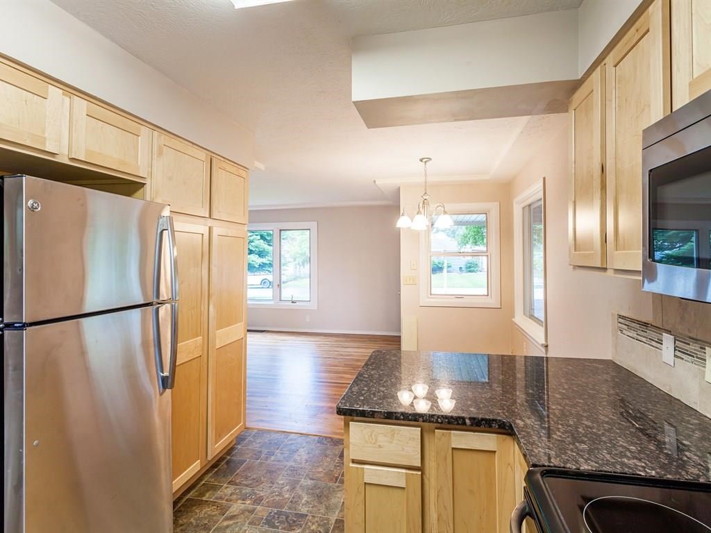 501 North Raymond Road Spokane Valley, WA 99206 - Photo 3 of 20