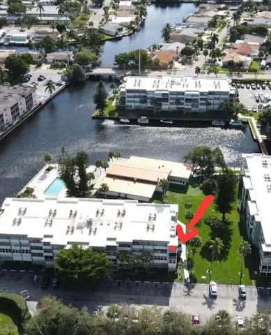 $2,295 | 2731 Taft Street, Unit 410, Hollywood, FL 33020