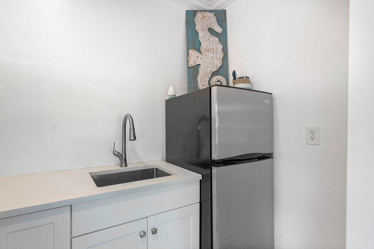 13334 Polo Club Road, Unit 327 Wellington, FL 33414 - Photo 28 of 43 006-13334PoloClubRoad-Wellington-FL-3341