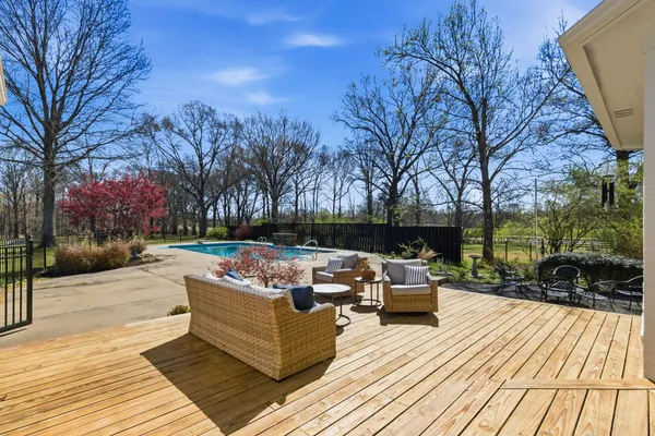 $735,000 | 50 Hickory Lake Road, Eads, TN 38028