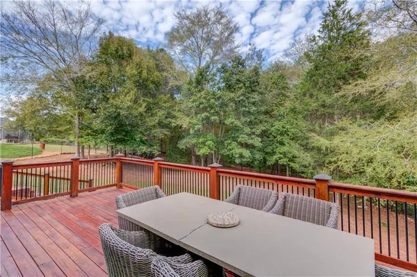 $875,000 | 617 Skyland Drive, Hoschton, GA 30548