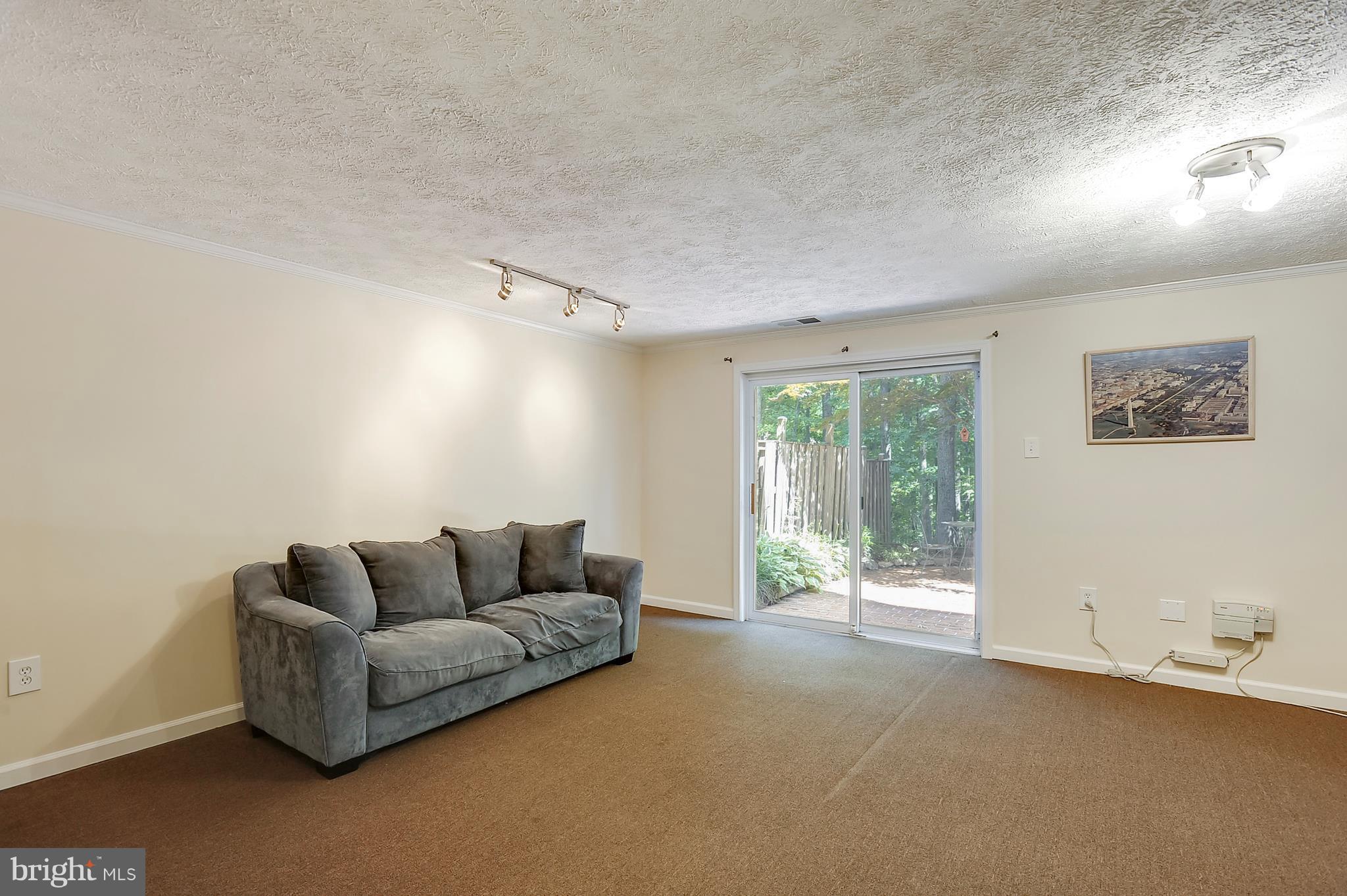 8731 Ridge Hollow Court Springfield, VA 22152 - Photo 20 of 28 Family Room