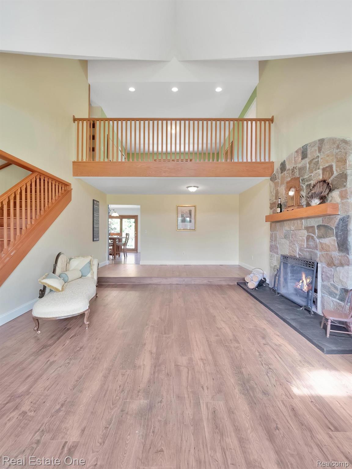 2700 Hadley Road Lapeer, MI 48446 - Photo 17 of 64 Spacious room