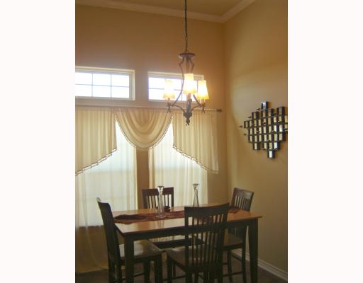 13982 Windjammer Drive Corpus Christi, TX 78418 - Photo 7 of 7 a dining room with furniture and window