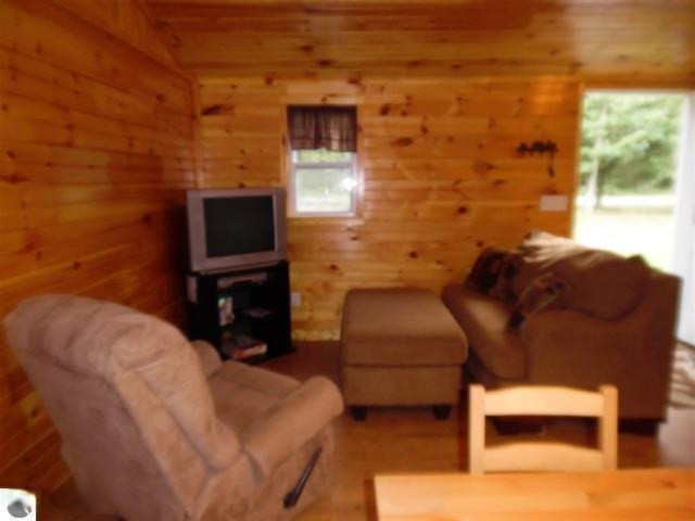 95 North Tippy Dam Road Wellston, MI 49689 - Photo 39 of 41 -115301-38