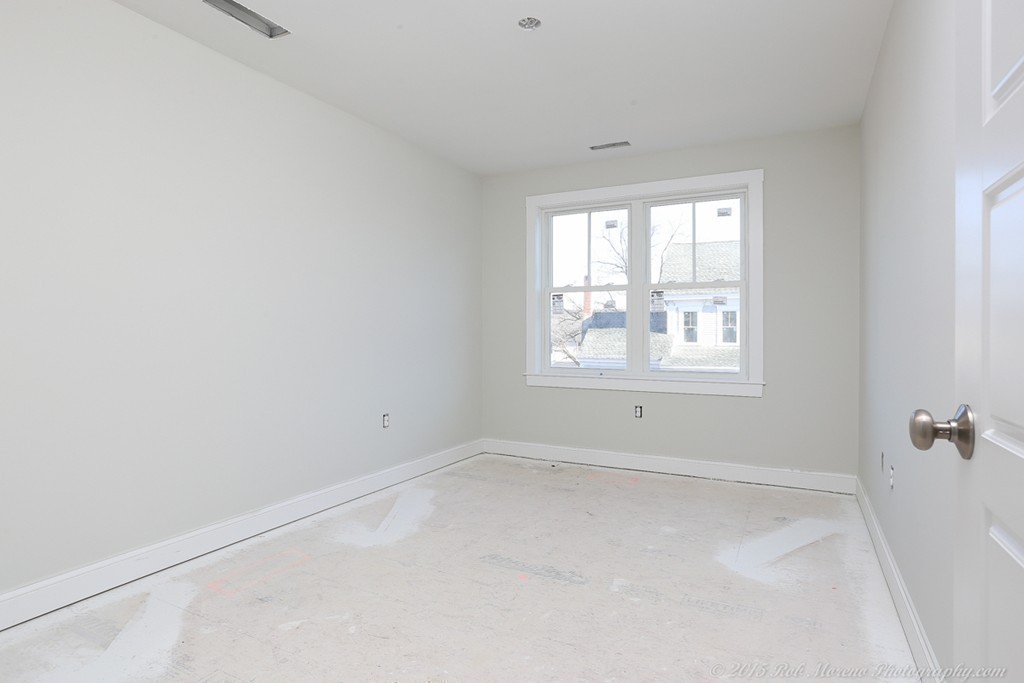308 Howe Street Methuen, MA 01844 - Photo 21 of 29 Gallery Image 21