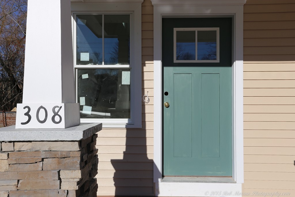 308 Howe Street Methuen, MA 01844 - Photo 8 of 29 Gallery Image 8