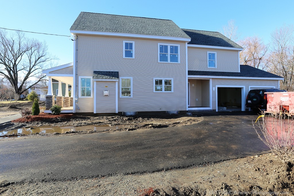 308 Howe Street Methuen, MA 01844 - Photo 9 of 29 Gallery Image 9
