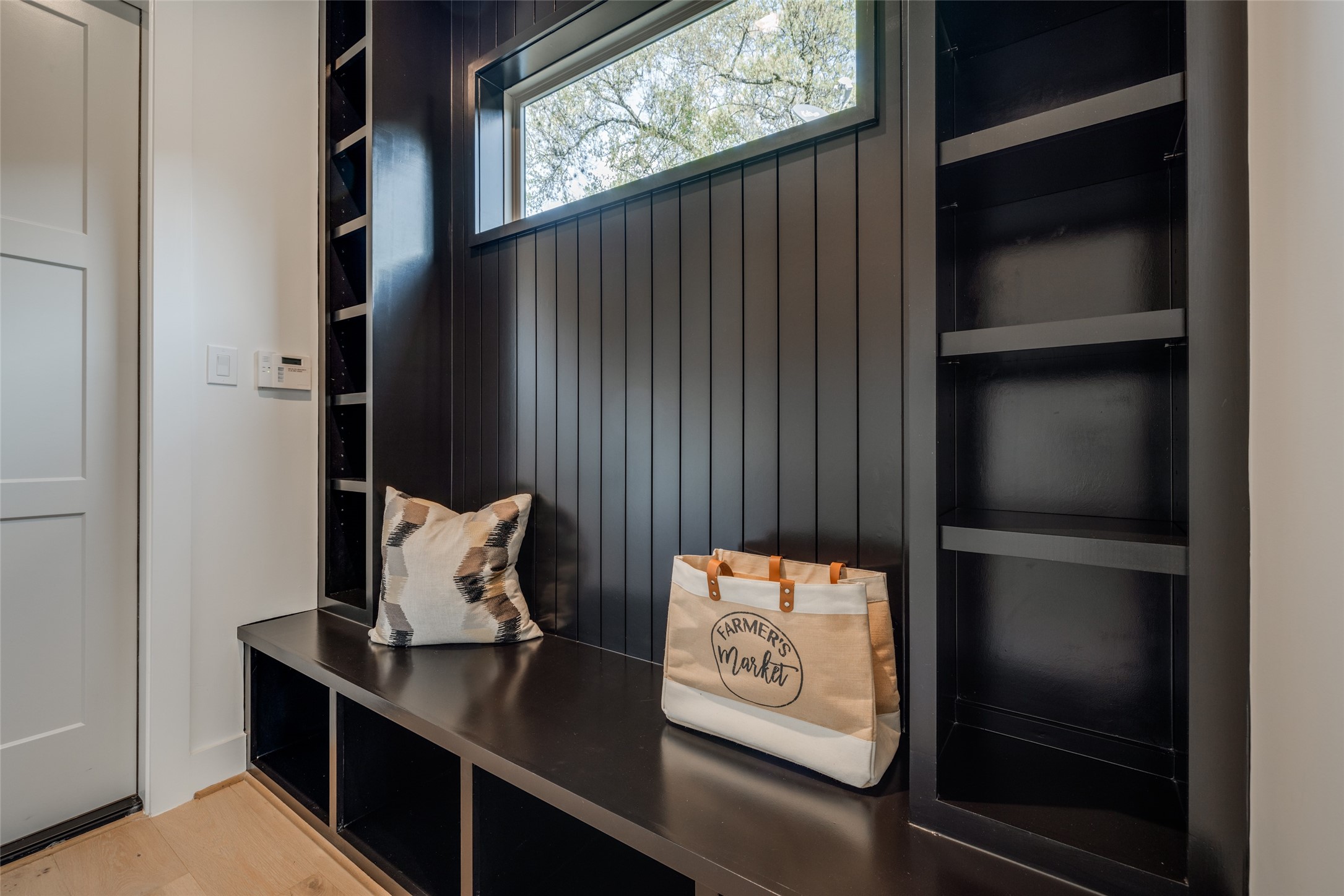 1306 Crocker Street Houston, TX 77019 - Photo 34 of 48 a view of table and window