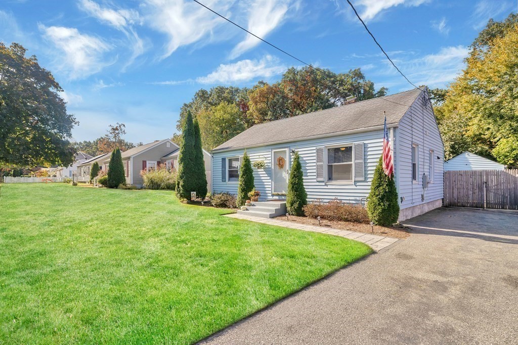 94 Webber Street Springfield, MA 01108 - Photo 34 of 37