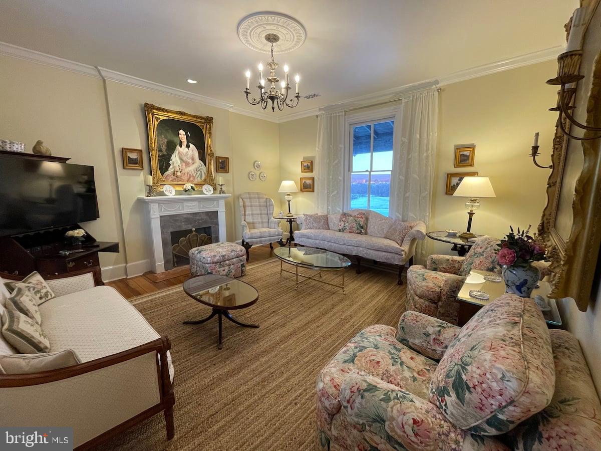 9078 Maidstone Road Delaplane, VA 20144 - Photo 4 of 49