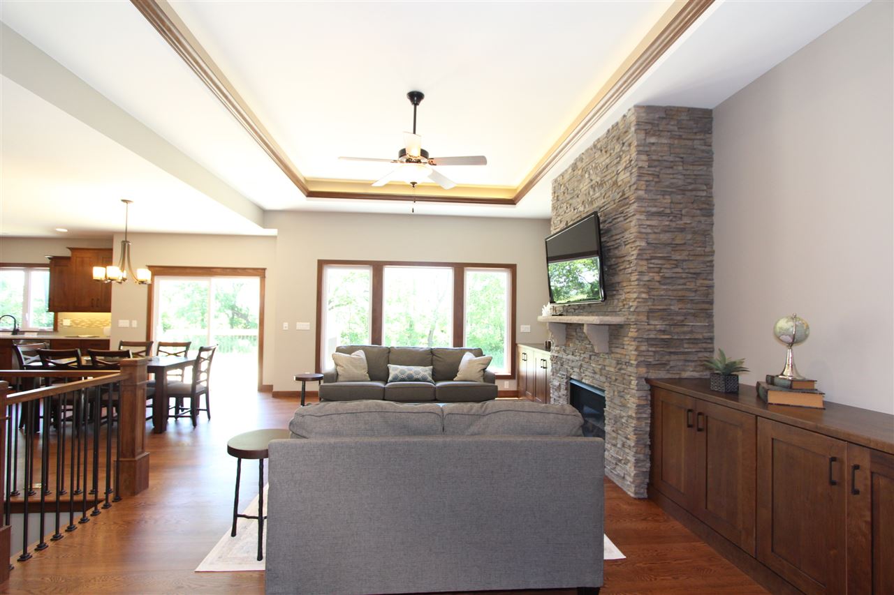2377 Sugar Bottom Road Northeast Solon, IA 52333 - Photo 15 of 25 Gallery Image 15