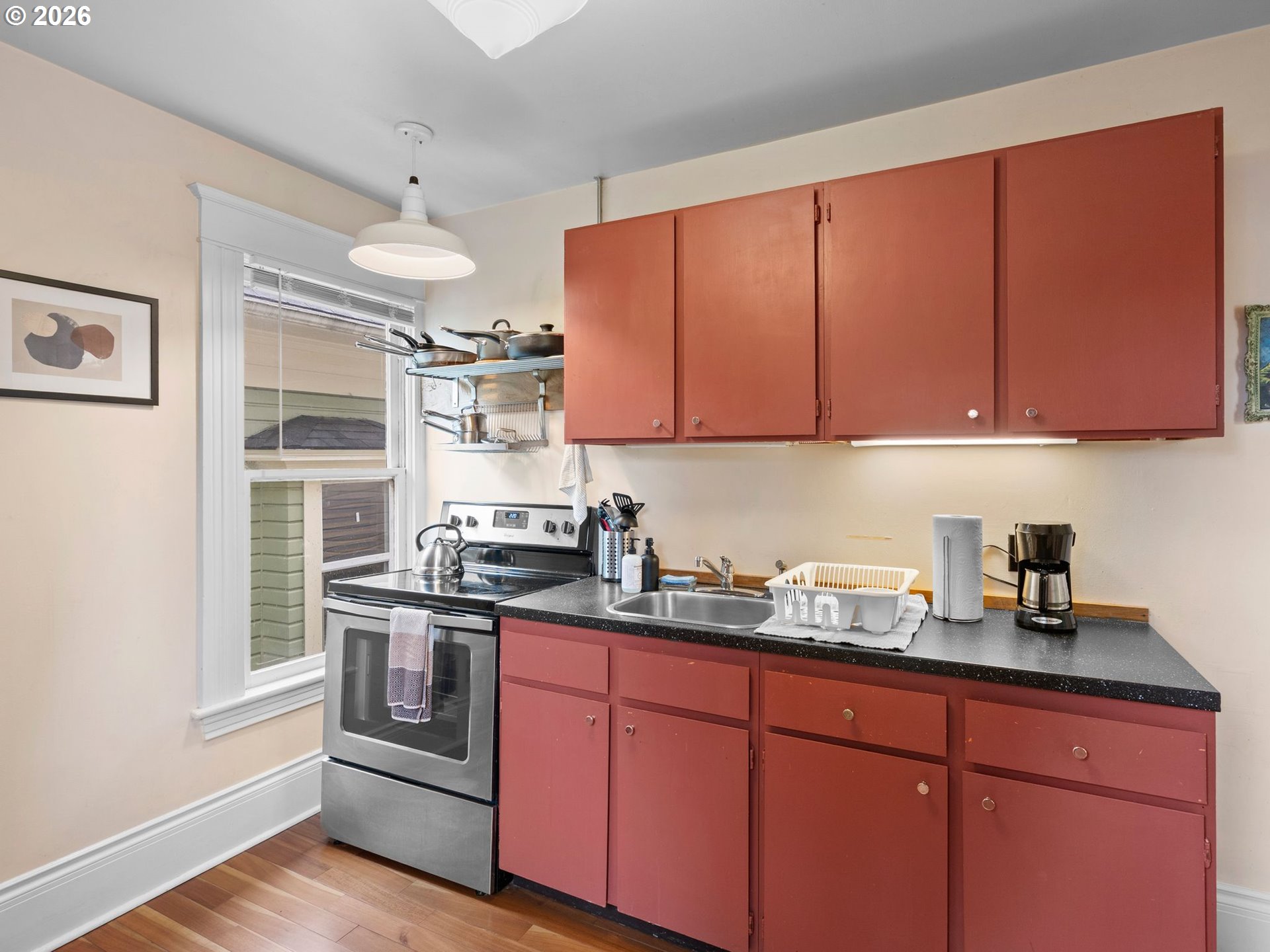 2712 Southeast Ash Street Portland, OR 97214 - Photo 27 of 46
