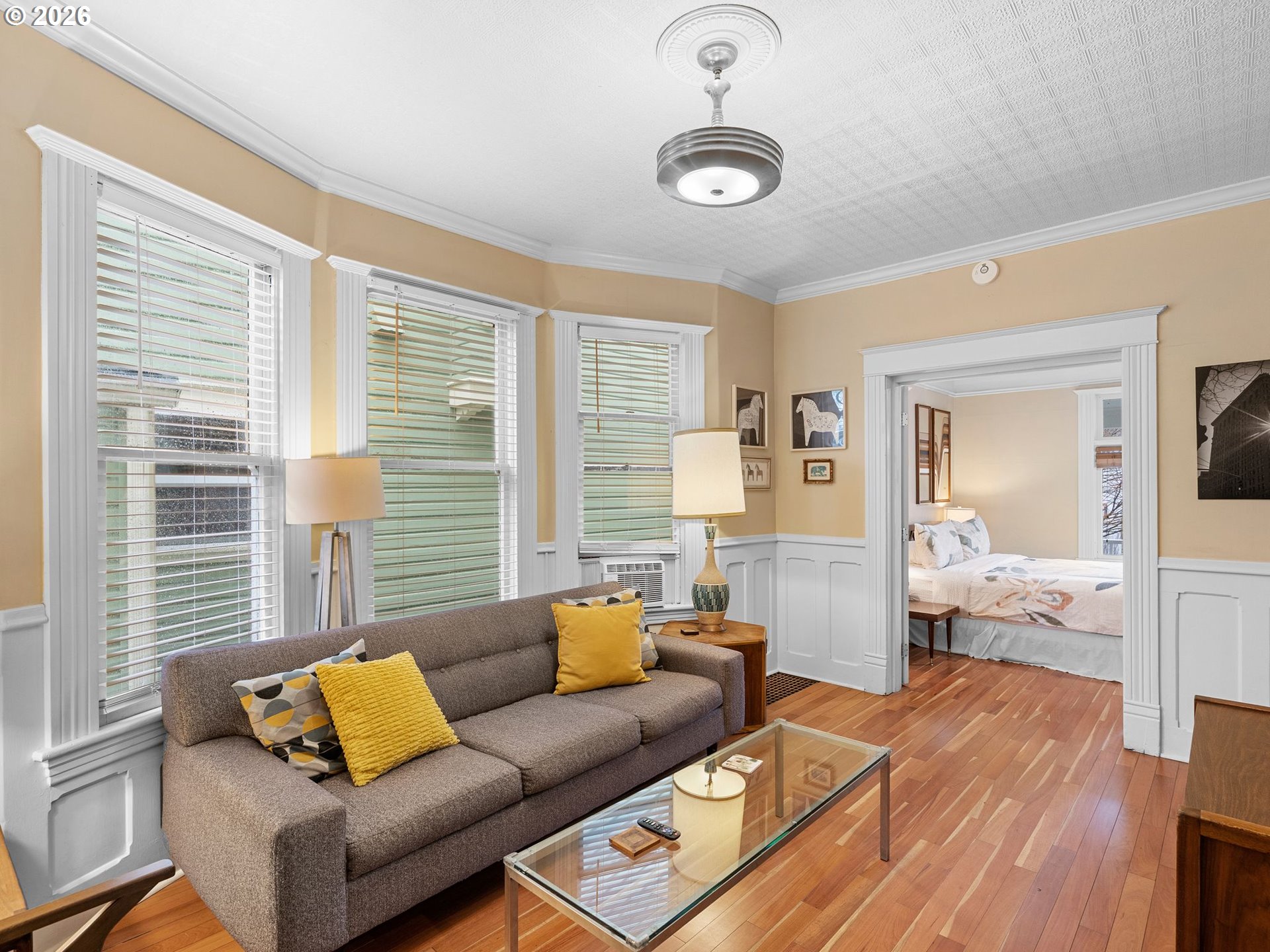 2712 Southeast Ash Street Portland, OR 97214 - Photo 7 of 46