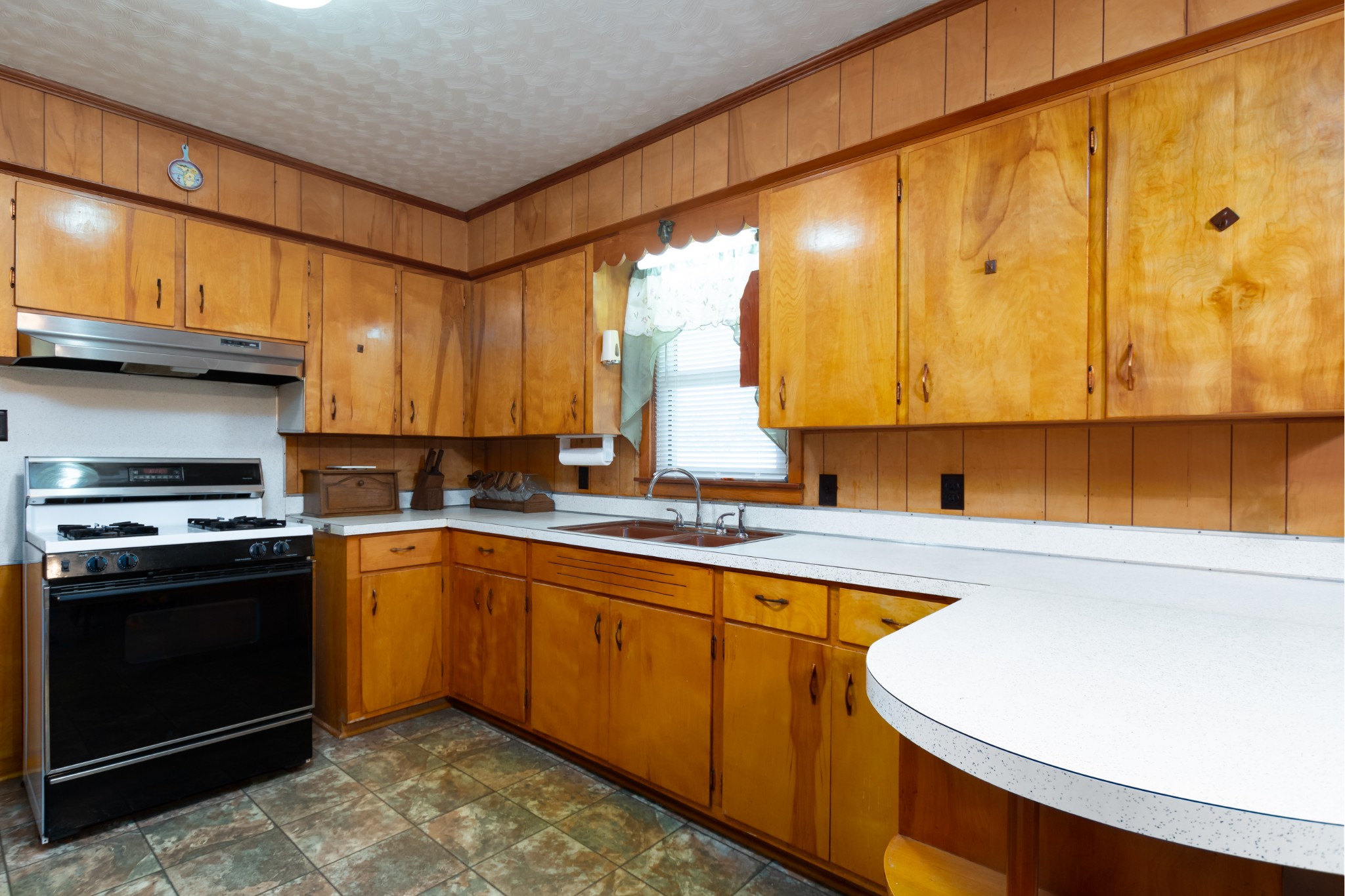 212 Davis Mill Road Parsons, TN 38363 - Photo 4 of 22 Gallery Image 4