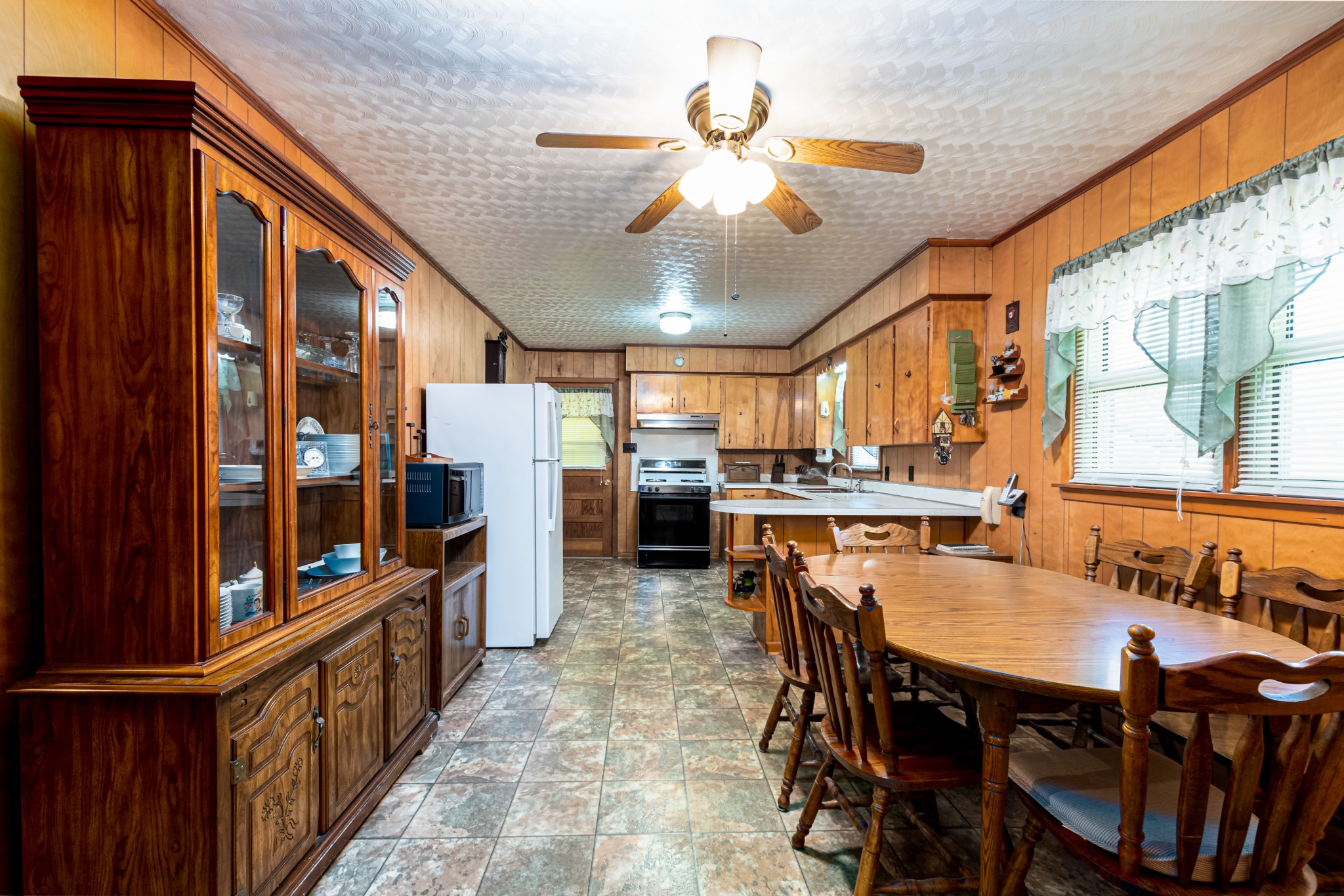 212 Davis Mill Road Parsons, TN 38363 - Photo 6 of 22 Gallery Image 6