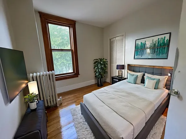 $7,250 | 338 K Street, Unit 1, Boston, MA 02127