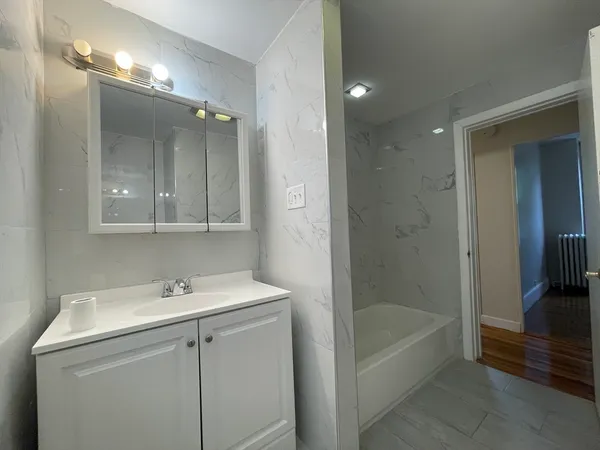 $7,250 | 338 K Street, Unit 1, Boston, MA 02127