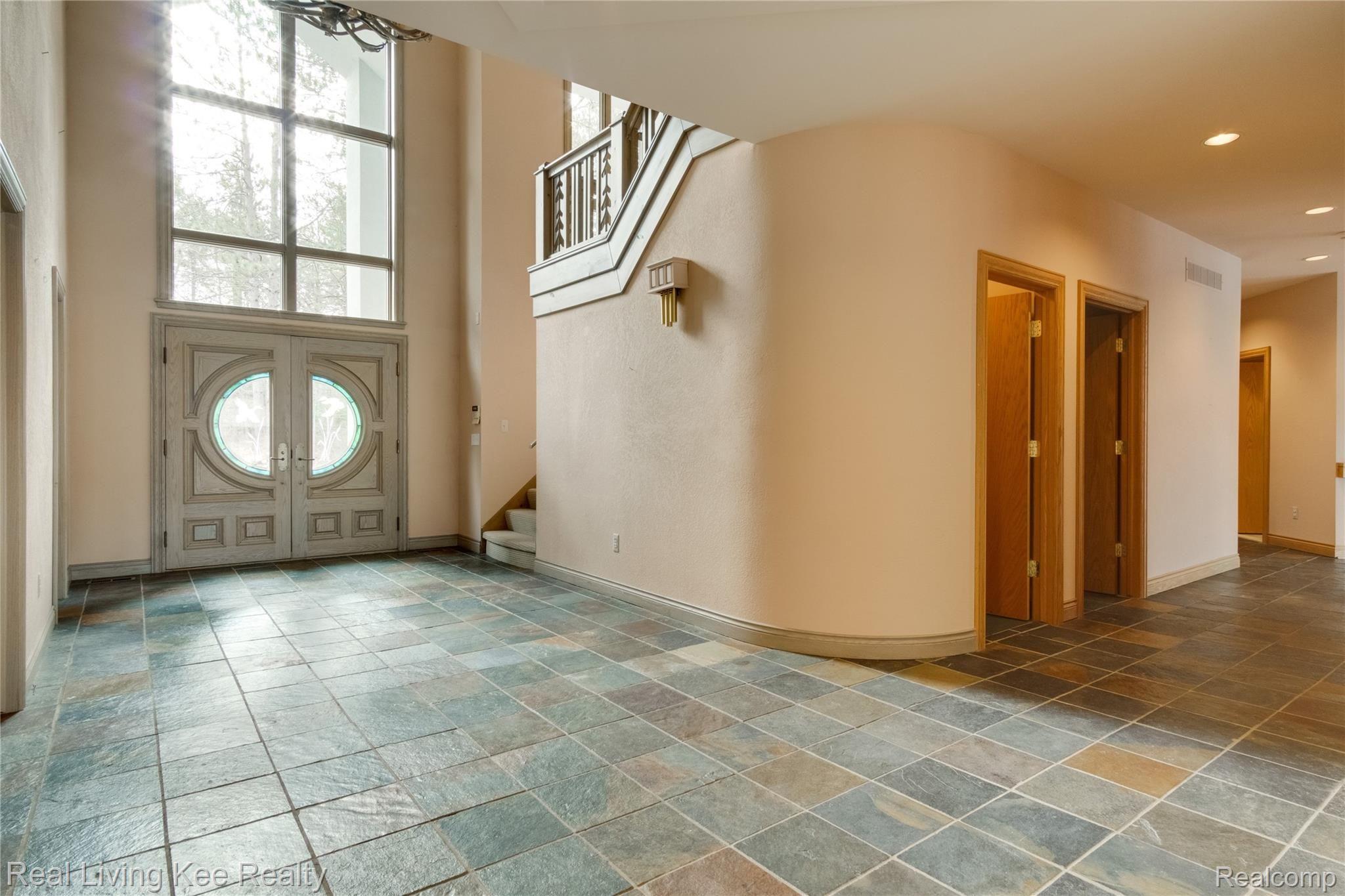 1285 Lake George Road Oakland, MI 48363 - Photo 11 of 55 Interiors (2 of 70).jpg
