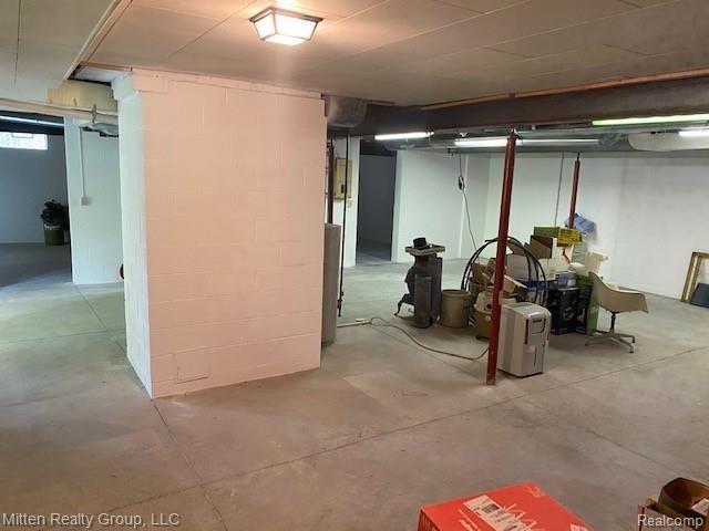 101 East River Road Flushing, MI 48433 - Photo 6 of 27
