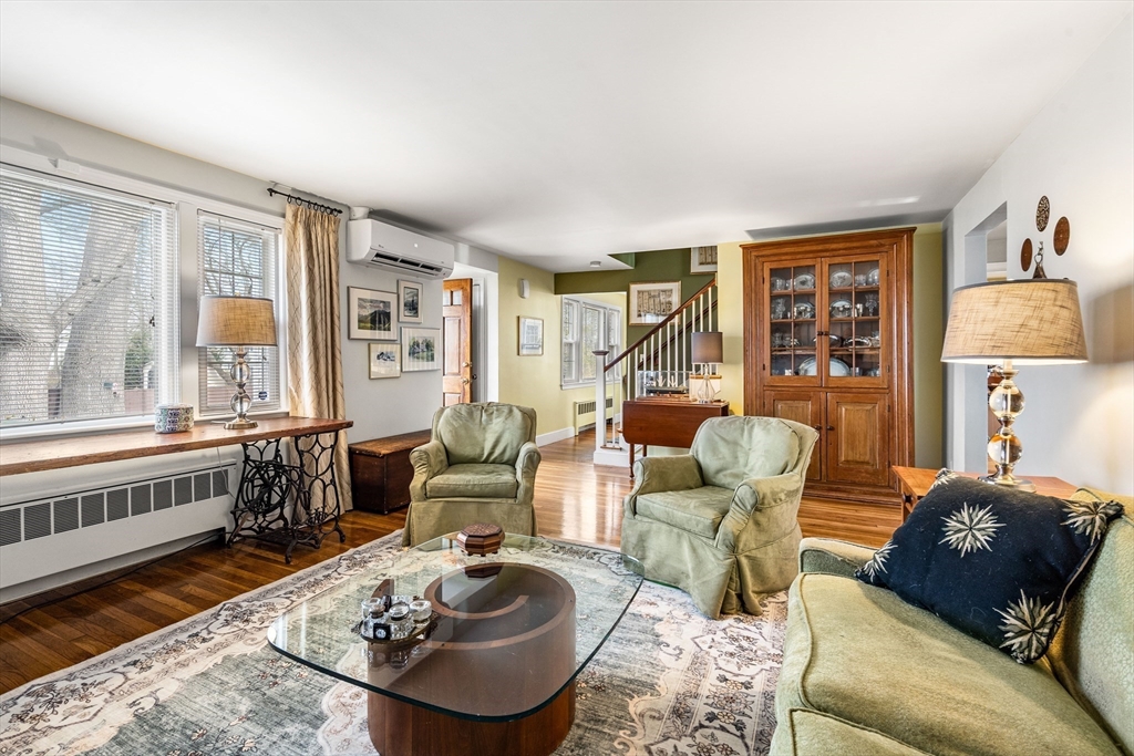 77 Cushing Road Milton, MA 02186 - Photo 12 of 24