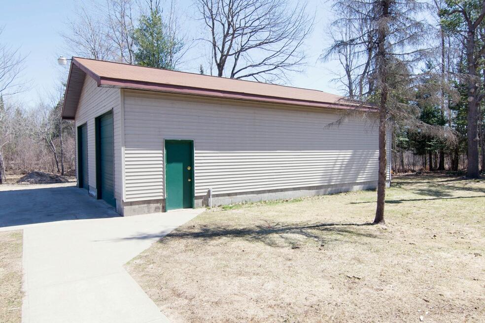 14941 South Kinross Road Kinross, MI 49752 - Photo 34 of 40 Gallery Image 34