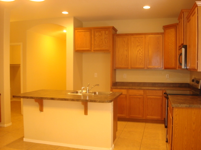 8918 West Cordes Road Tolleson, AZ 85353 - Photo 7 of 19 Kitchen