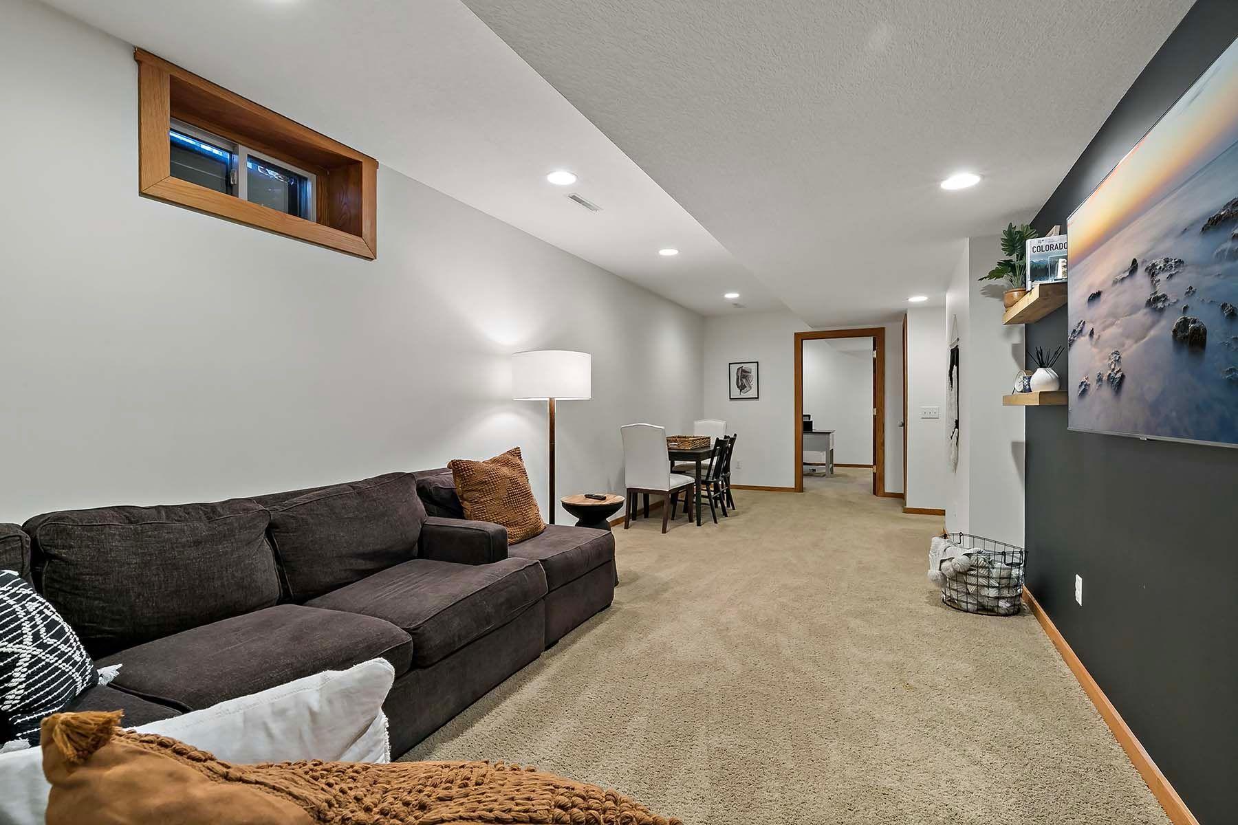 96 Castle Ridge Court Chanhassen, MN 55317 - Photo 39 of 50 Gallery Image 39
