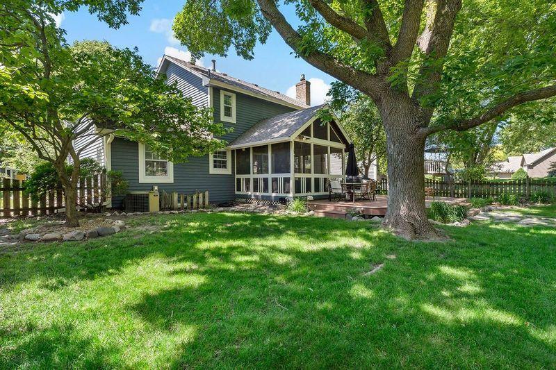 96 Castle Ridge Court Chanhassen, MN 55317 - Photo 44 of 50 Gallery Image 44