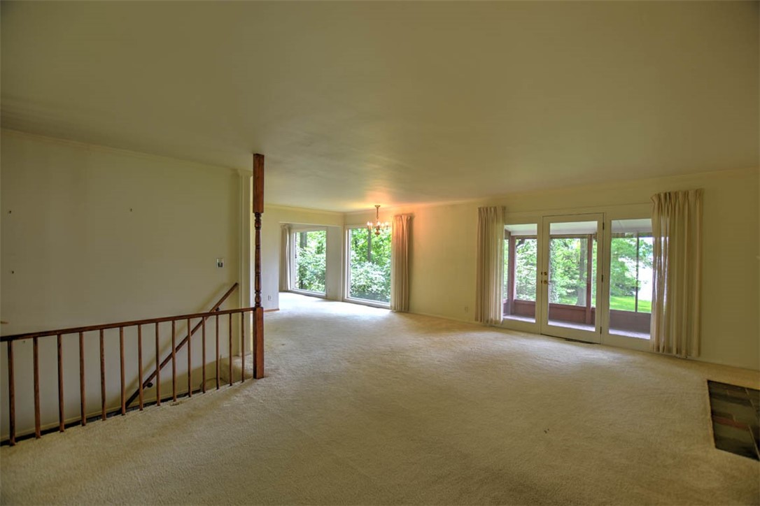 2405 Angle Court Decatur, IL 62521 - Photo 11 of 40