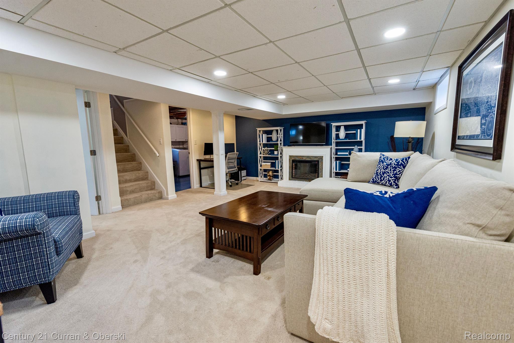 2909 Harvard Road Berkley, MI 48072 - Photo 26 of 37 Awesome additional living space!