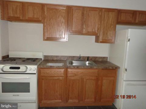 3900 Yolando Road Baltimore, MD 21218 - Photo 4 of 9 Kitchen