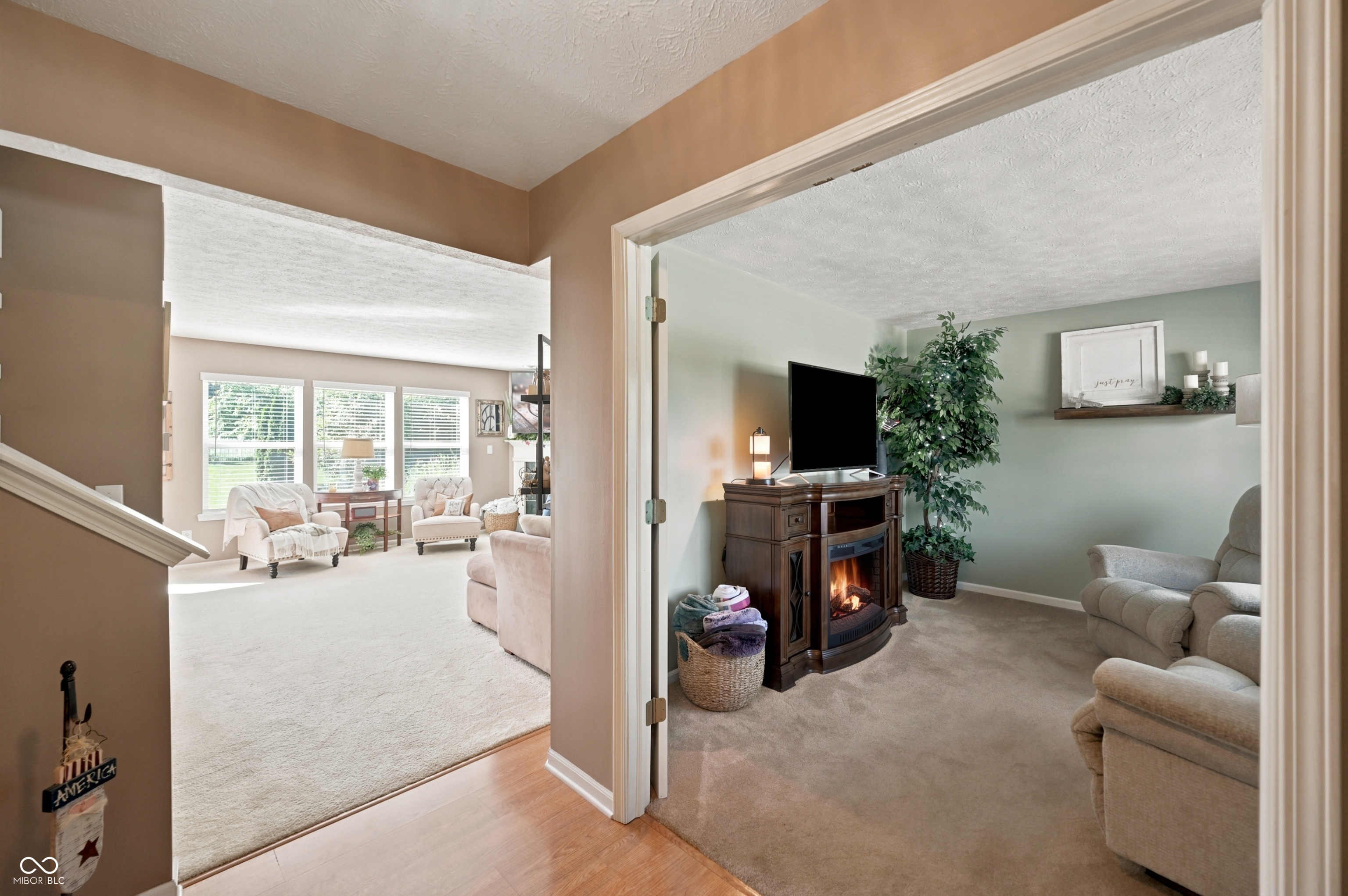 5435 Reston Drive Plainfield, IN 46168 - Photo 4 of 44