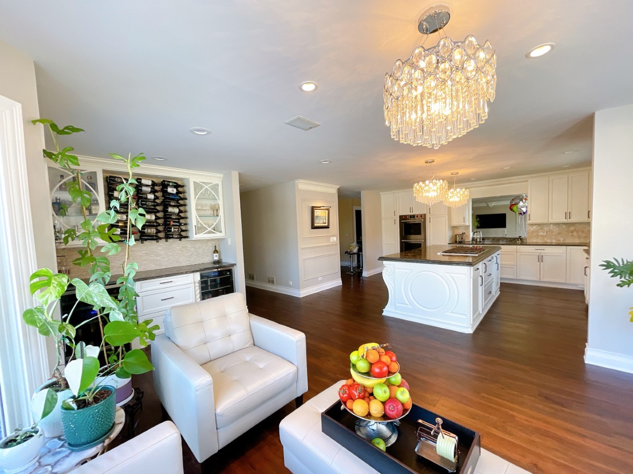 2047 Sheridan Road Buffalo Grove, IL 60089 - Photo 5 of 25 a living room with furniture fireplace and wooden floor