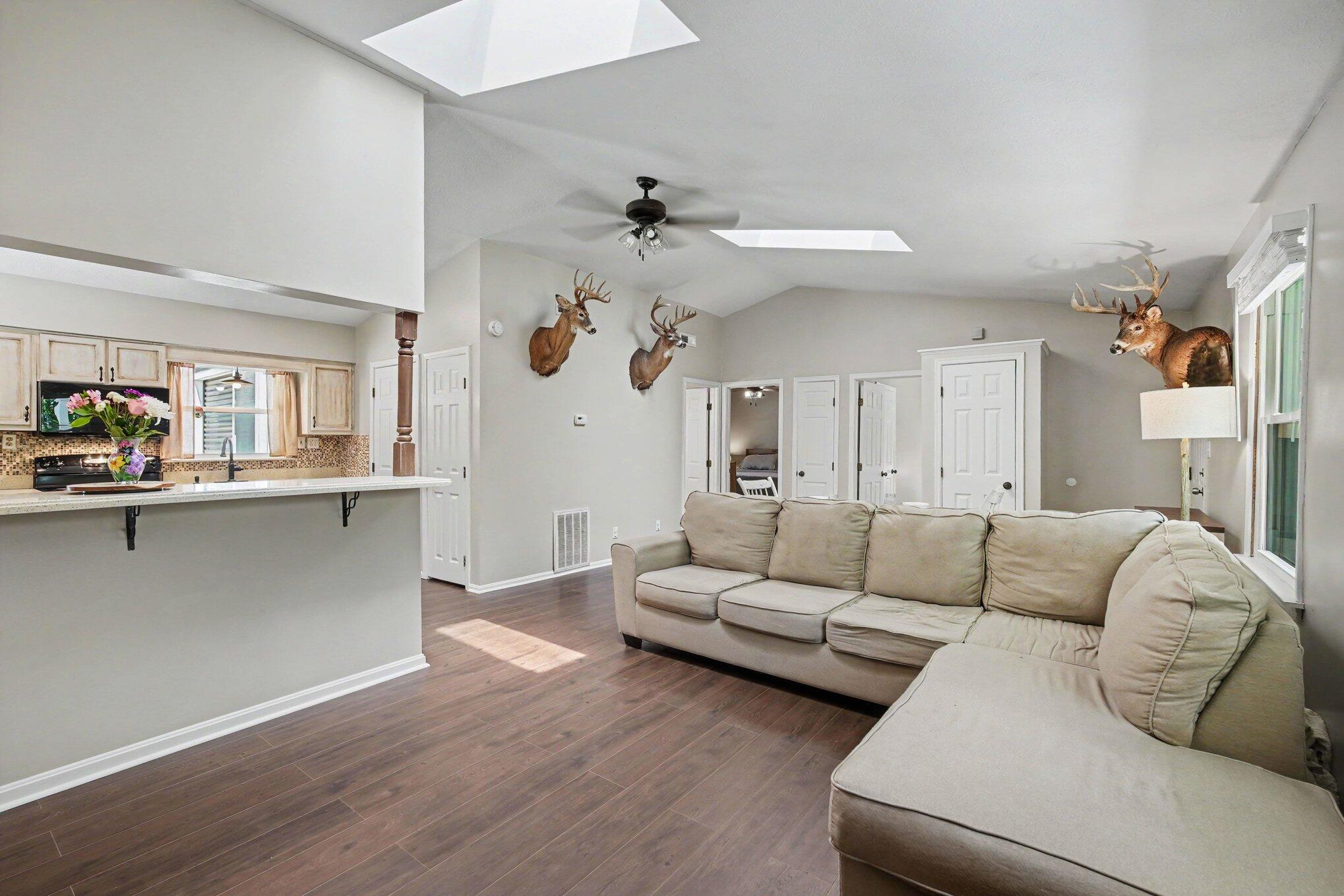 1905 Mann Road Crittenden, KY 41030 - Photo 7 of 17 Living Room