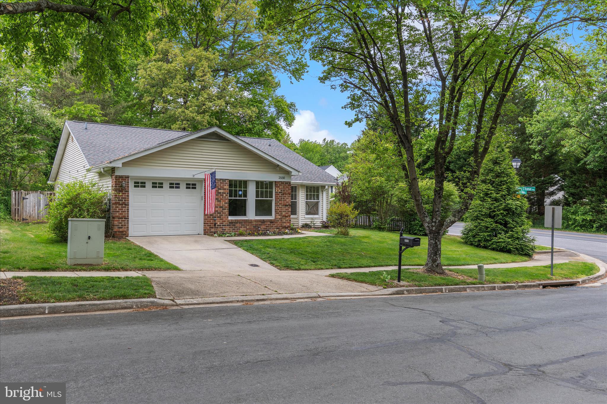 2550 Golfers Ridge Road Annapolis, MD 21401 - Photo 2 of 46
