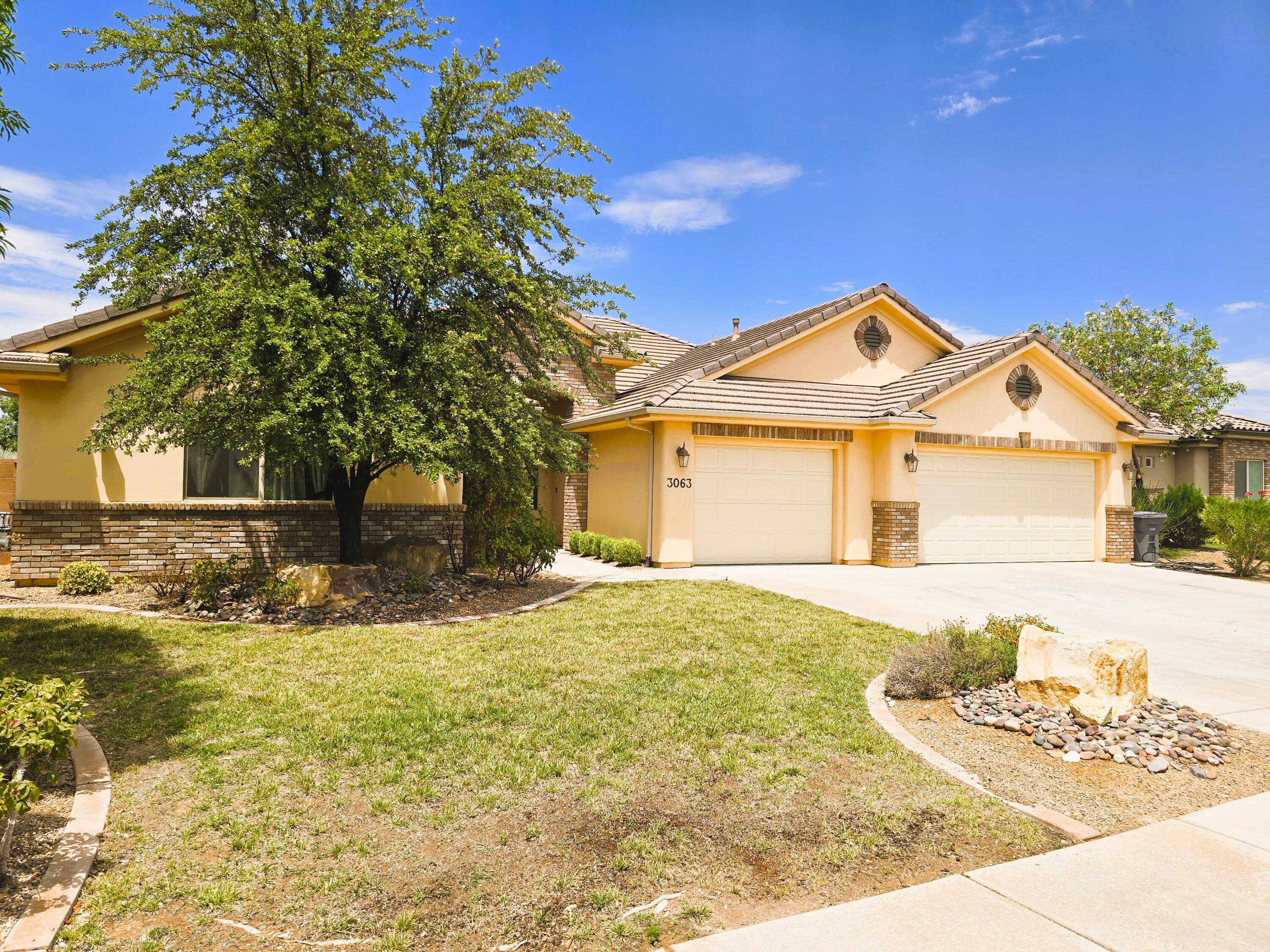 3063 Amaranth Drive St. George, UT 84790 - Photo 2 of 26 Front2