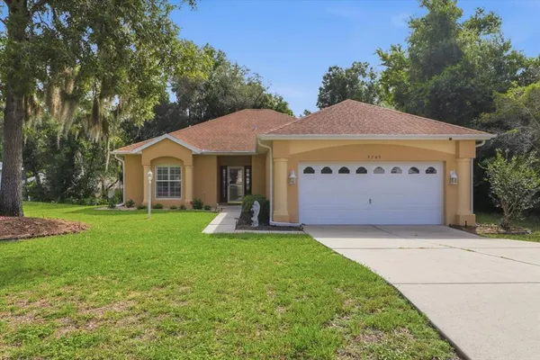 $299,900 | 9745 Southwest 196th Circle, Dunnellon, FL 34432