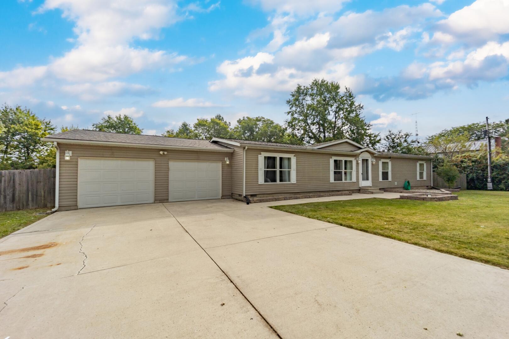 5726 Denzer Road Waldo, OH 43356 - Photo 2 of 31 _CP_8372-HDR-2 copy (Large)