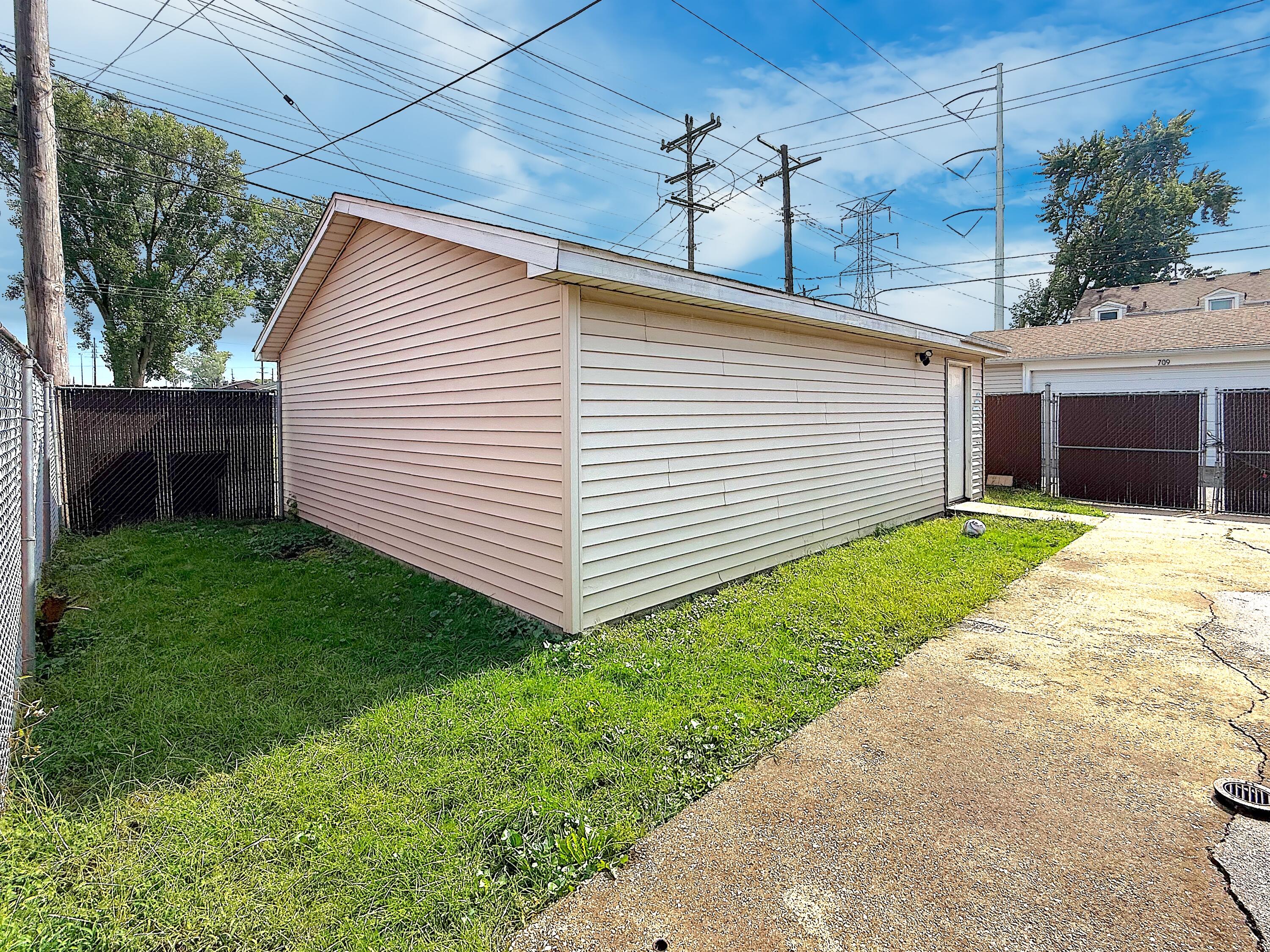 4039 Torrence Avenue Hammond, IN 46327 - Photo 19 of 33 3000x2250