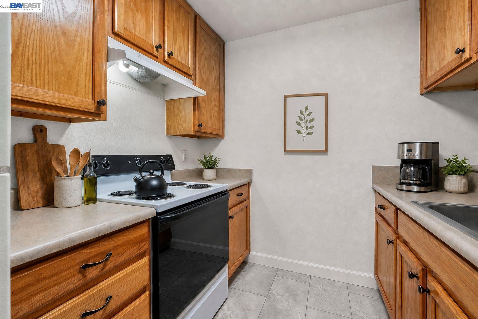 1540 Center Road, Unit 381 Novato, CA 94947 - Photo 3 of 17 Gallery Image 3