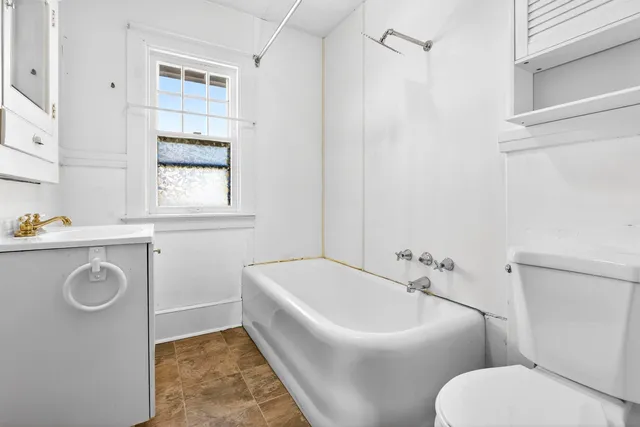 $200,000 | 1224 South 9th Street, Sheboygan, WI 53081