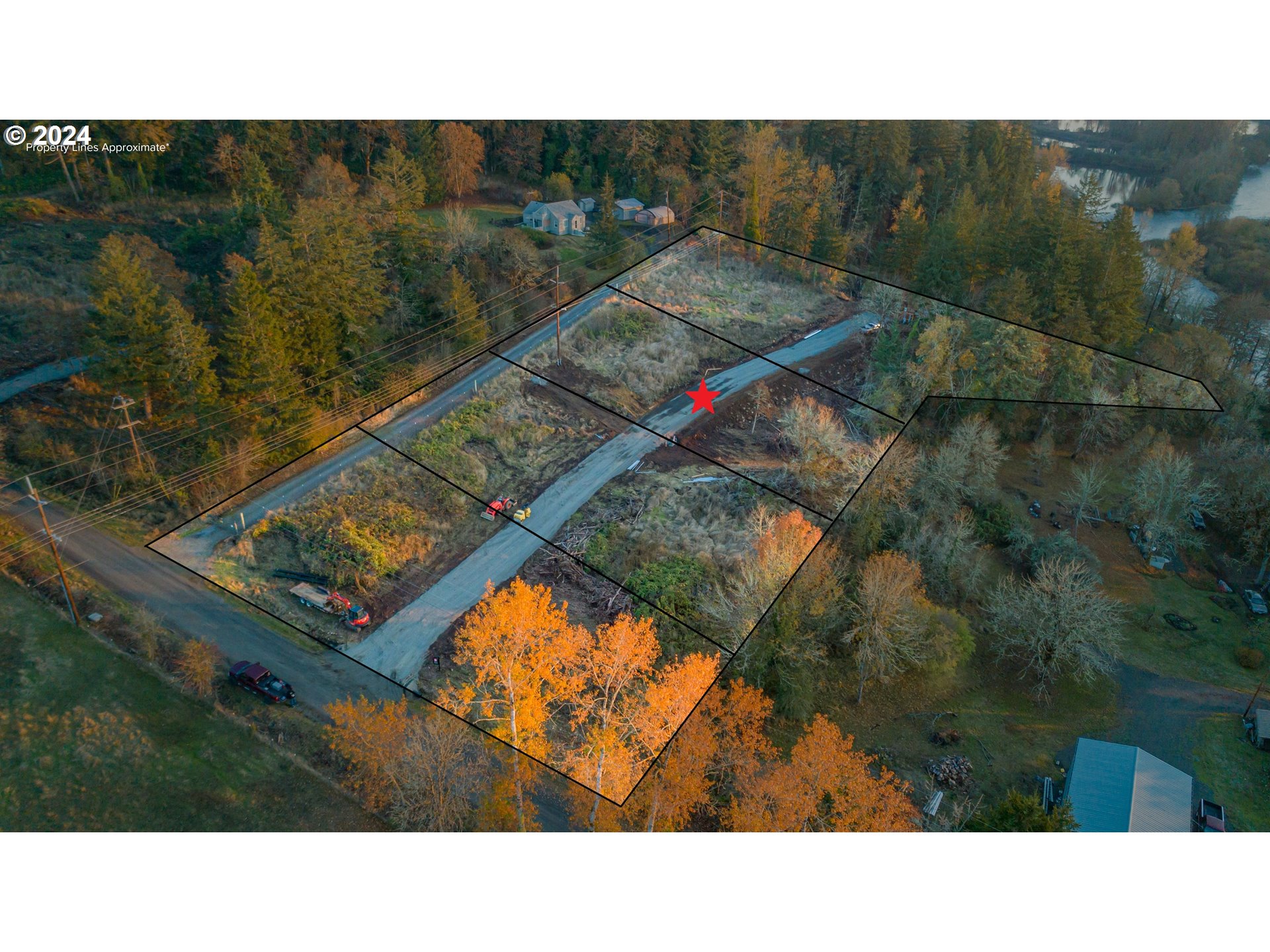 East Grant, Unit PARCEL1 Lebanon, OR 97355 - Photo 2 of 13 a open area with a yard