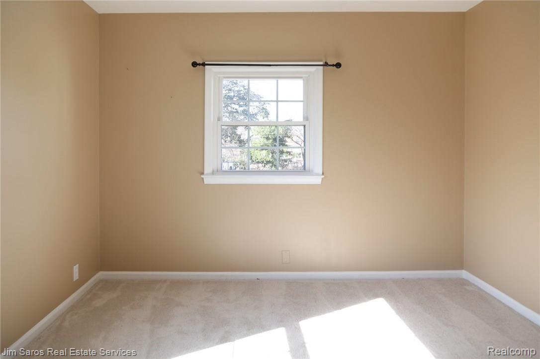 639 Westchester Road Grosse Pointe, MI 48230 - Photo 13 of 37 6D6A5805.jpg