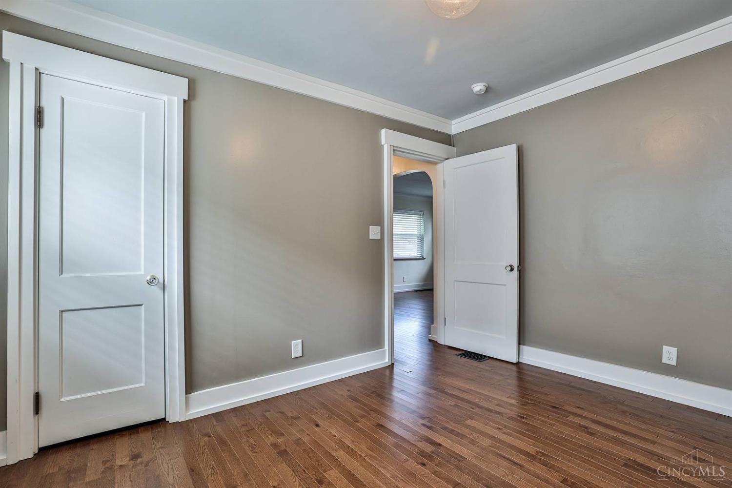 6815 Roe Street Cincinnati, OH 45227 - Photo 12 of 21 Gallery Image 12