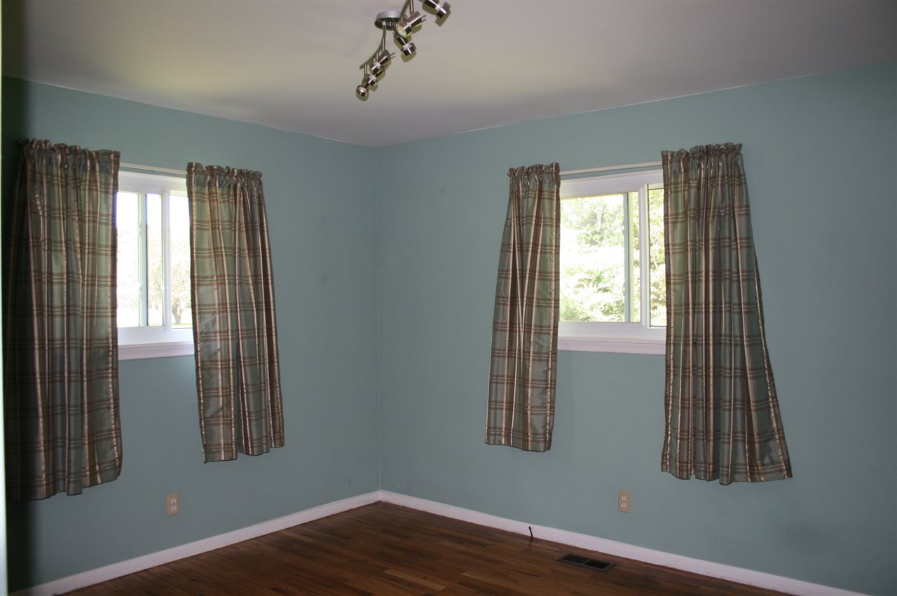 5466 Calkins Road Flint, MI 48532 - Photo 6 of 28